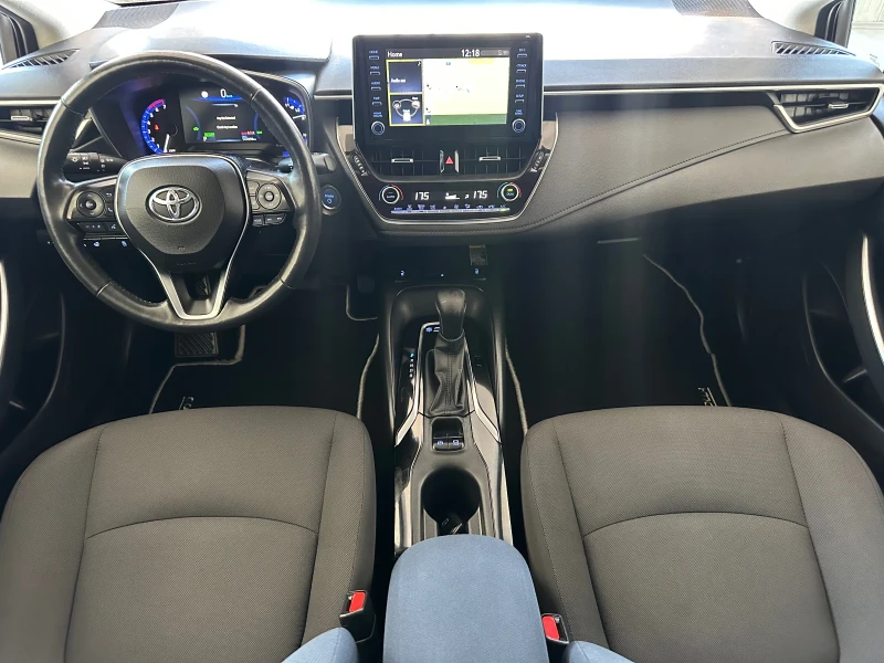 Toyota Corolla Executive Plus, снимка 10 - Автомобили и джипове - 51753496