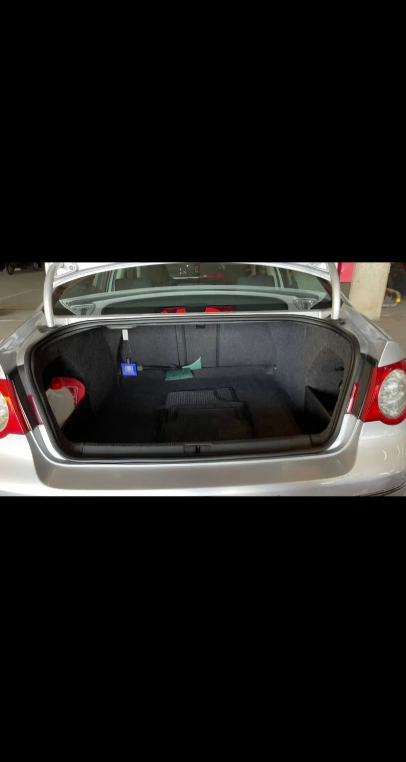 VW Passat, снимка 11 - Автомобили и джипове - 52667219