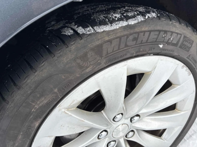 Tesla Model S * AWD * CARFAX * БЕЗ ПЪРВОНАЧАЛНА ВНОСКА, снимка 7 - Автомобили и джипове - 53111274