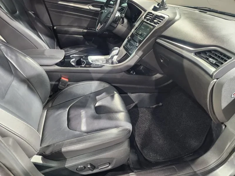 Ford Mondeo 2.0 TDCI Trendy, снимка 14 - Автомобили и джипове - 53718130