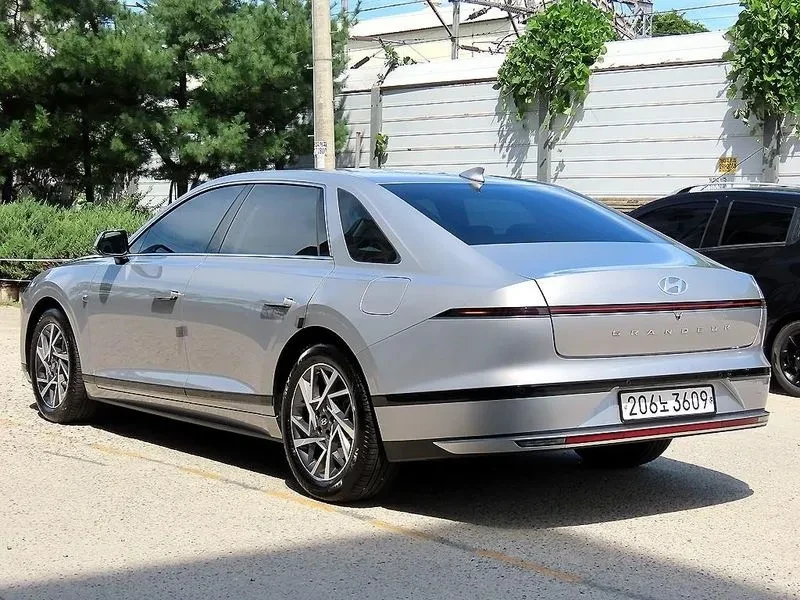 Hyundai Grandeur 3.5 LPG - САМО 30% АВАНС, снимка 3 - Автомобили и джипове - 56251252