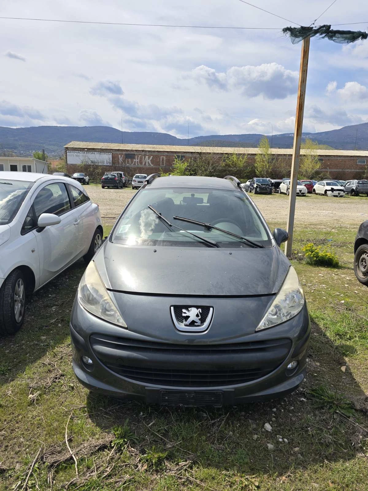 Peugeot 207 1.4i, снимка 1