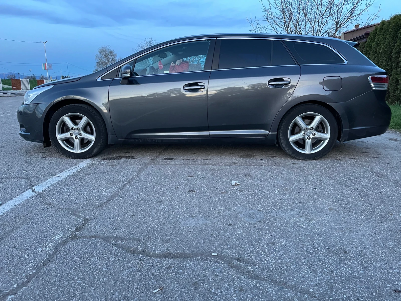 Toyota Avensis  - изображение 5
