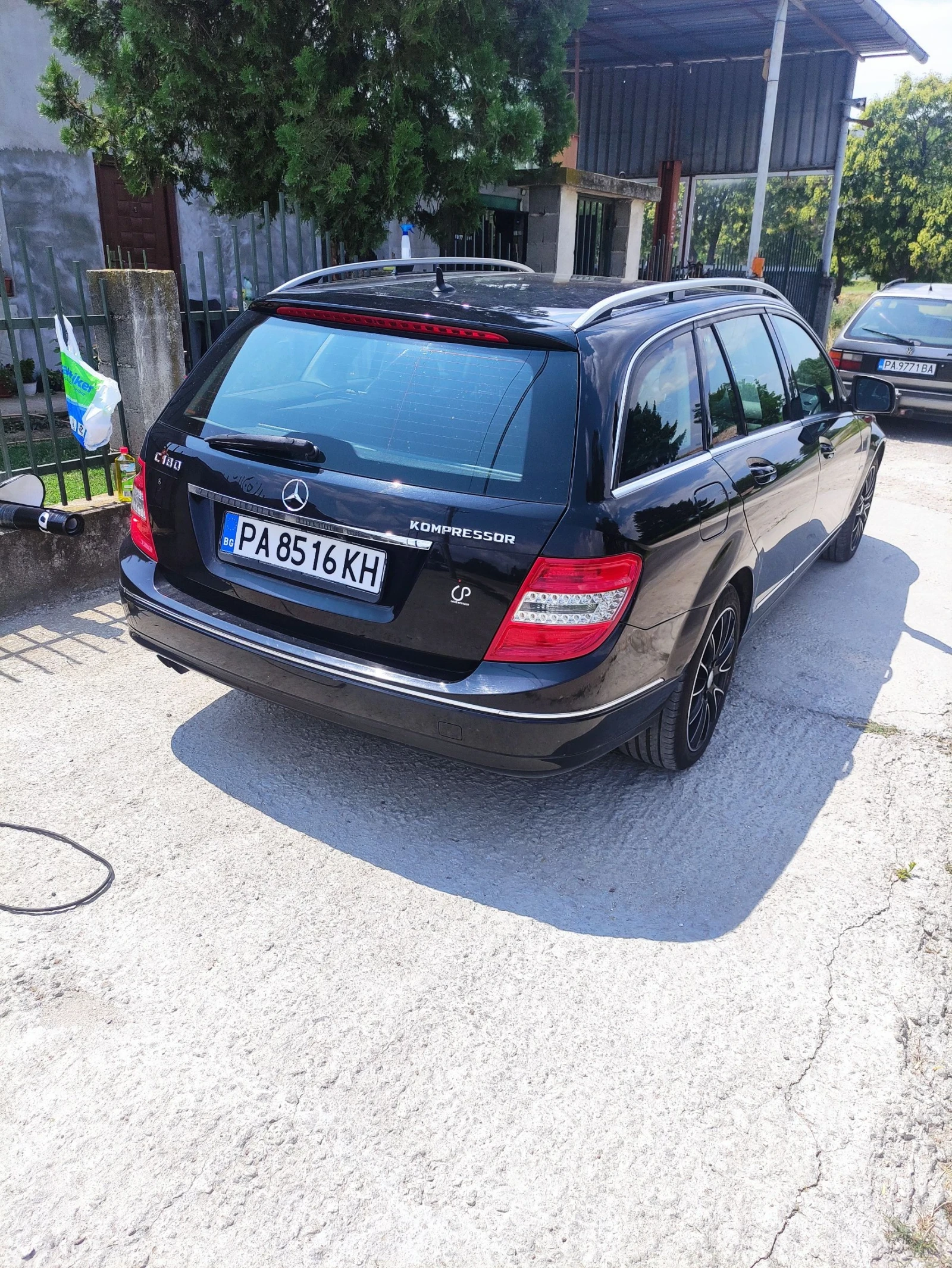 Mercedes-Benz C 180 Avangard - изображение 4