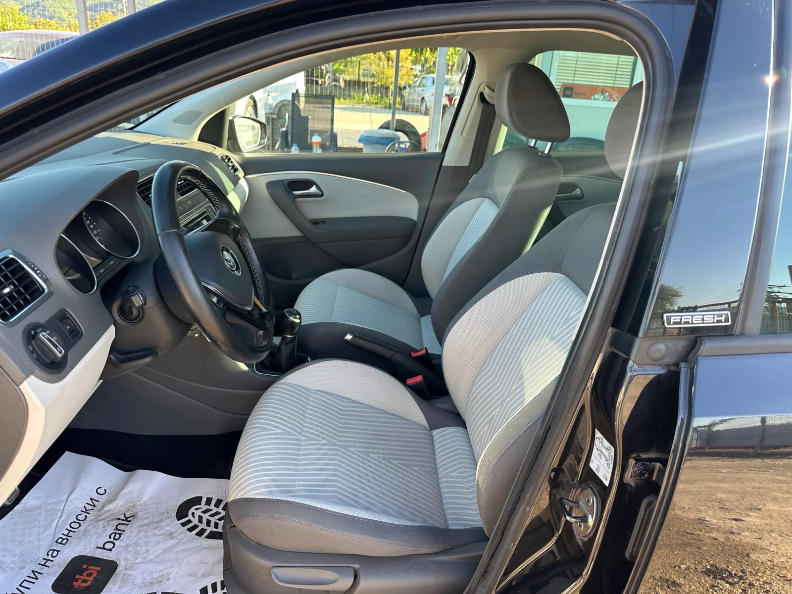 VW Polo 1.2TSI EURO 6 - изображение 9
