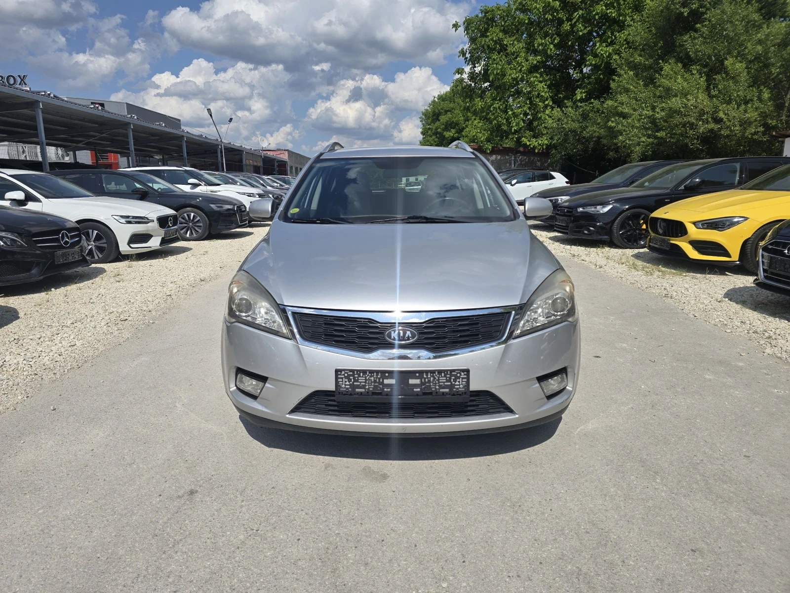 Kia Ceed 1.6crdi 115к.с - изображение 5