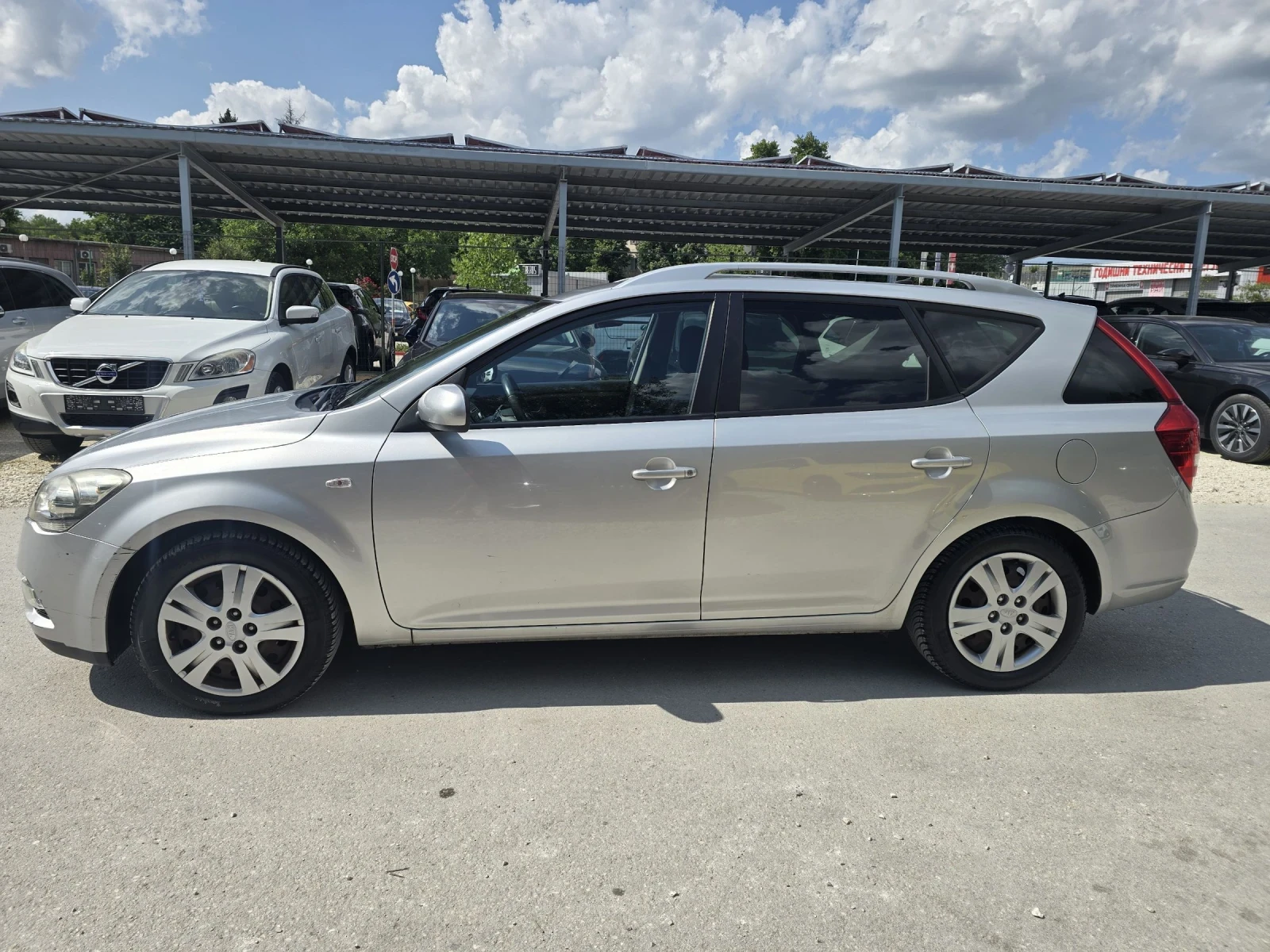 Kia Ceed 1.6crdi 115к.с - изображение 6