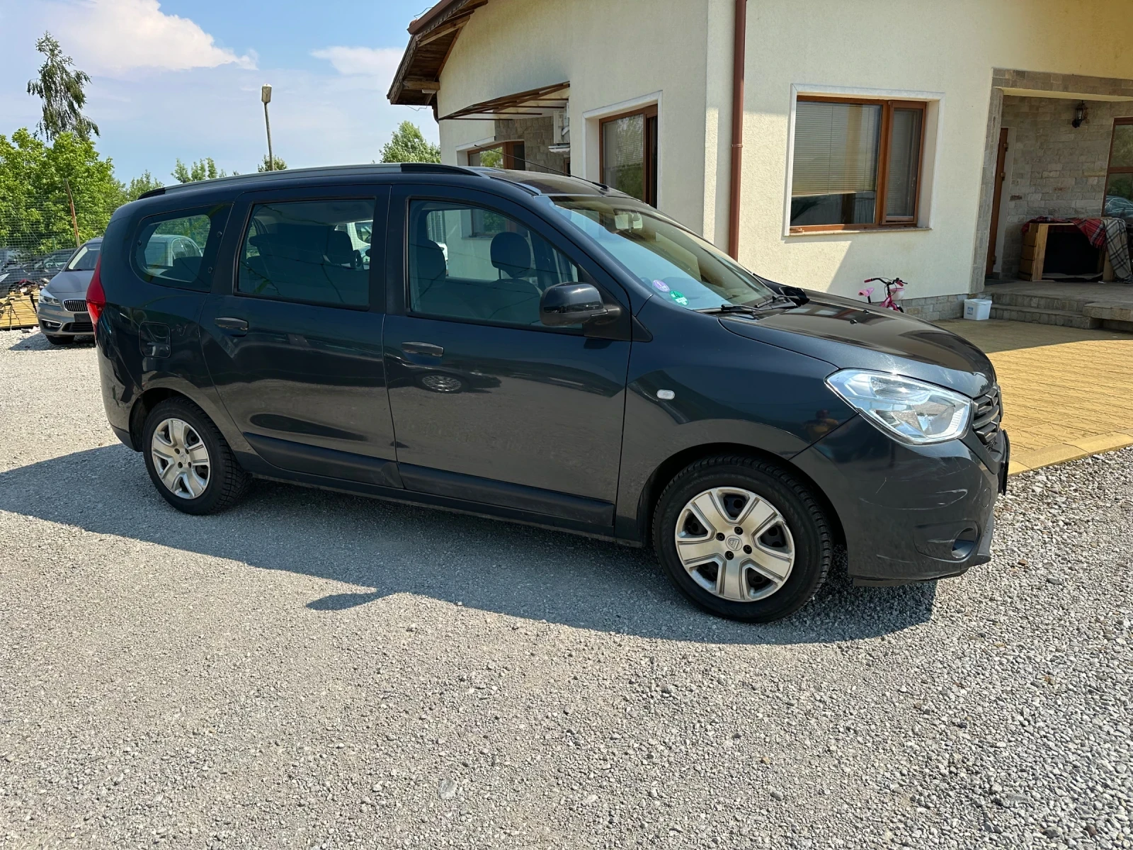 Dacia Lodgy 7 места.  Бензин-Газ - изображение 3