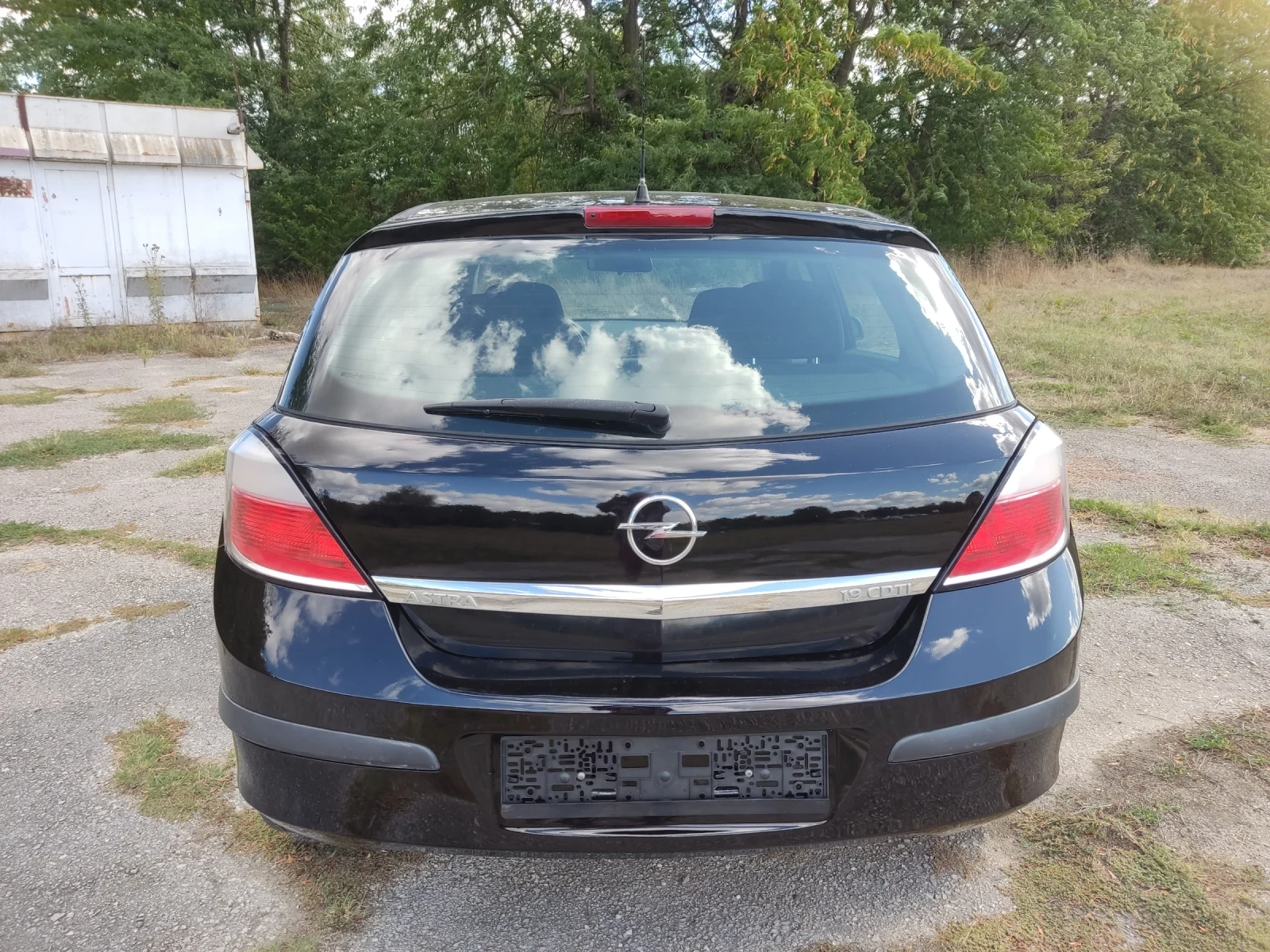 Opel Astra 1.9CDTI, Автоматик - изображение 6