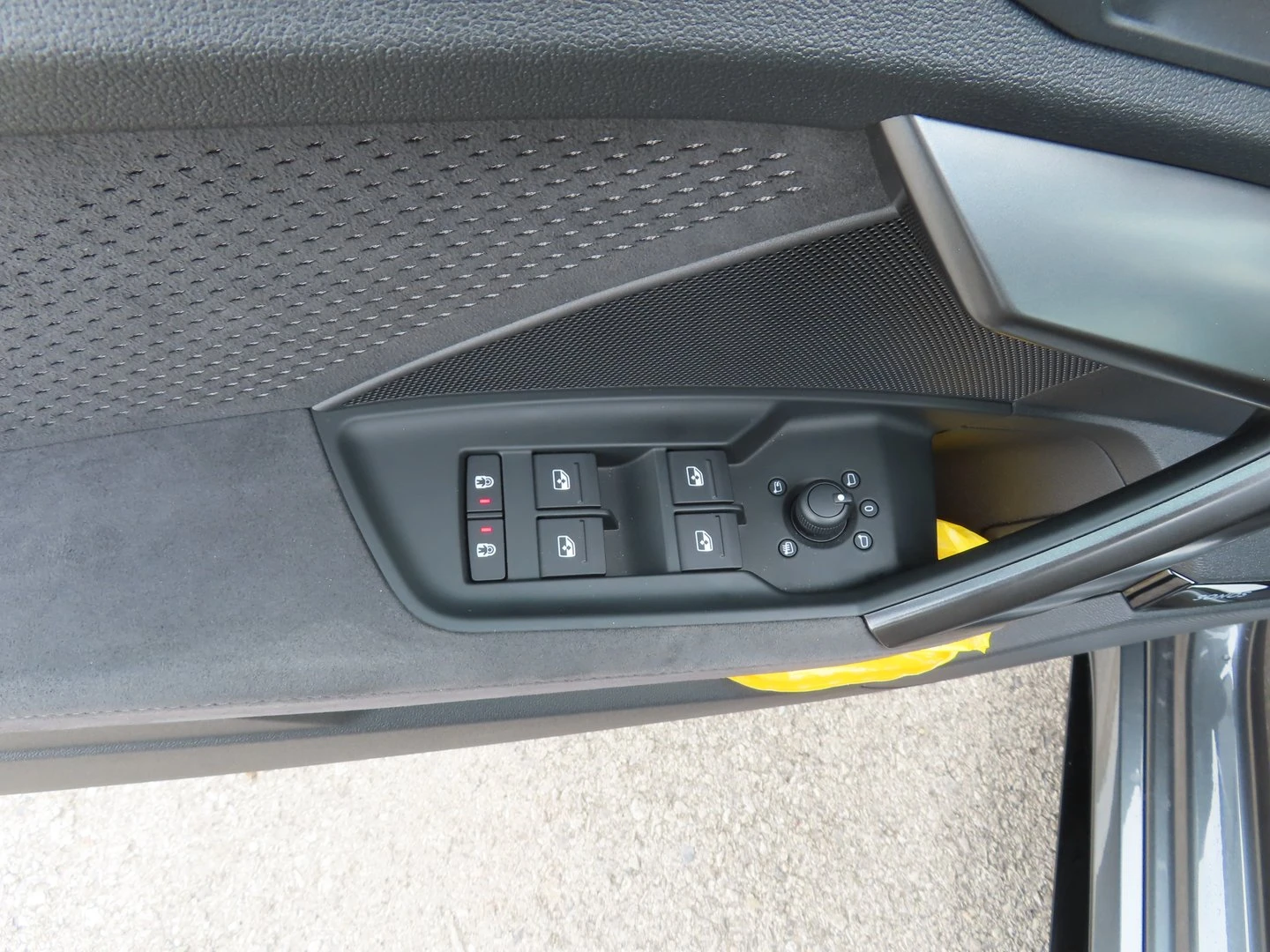 Audi Rs3 TFSI quattro - изображение 9