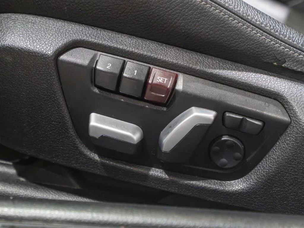 BMW 340 i xDrive M SUNROOF ПОДГРЕВ ВОЛАН БЕЗ ТЪРГ РЪЧКА - изображение 10