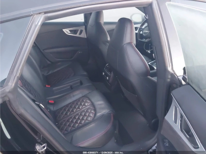 Audi A7 3.0T PREMIUM PLUS* DISTRONIC* BOSE* KEYLESS* AWD*  - изображение 10