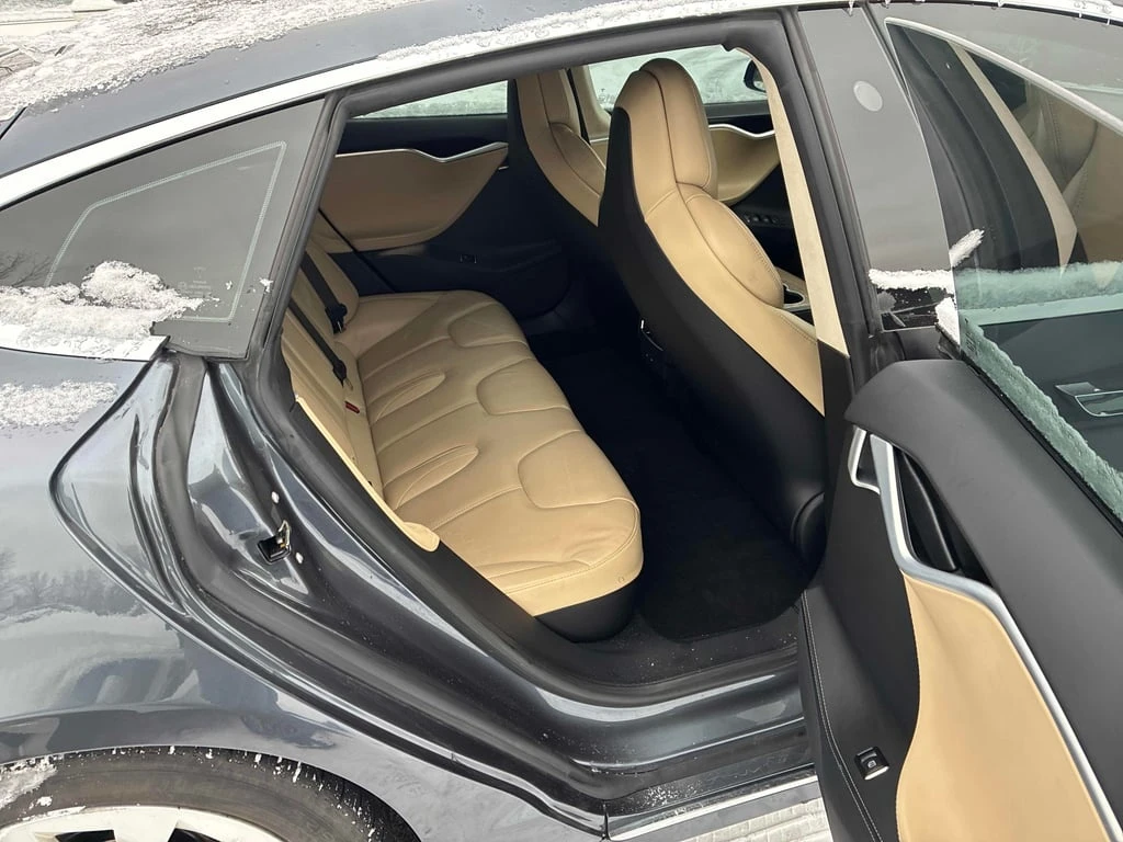 Tesla Model S * AWD * CARFAX * ��� ������������ ������ | Mobile.bg � ����������� 17