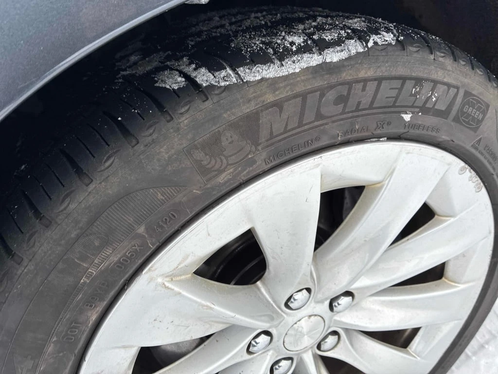 Tesla Model S * AWD * CARFAX * БЕЗ ПЪРВОНАЧАЛНА ВНОСКА - изображение 7