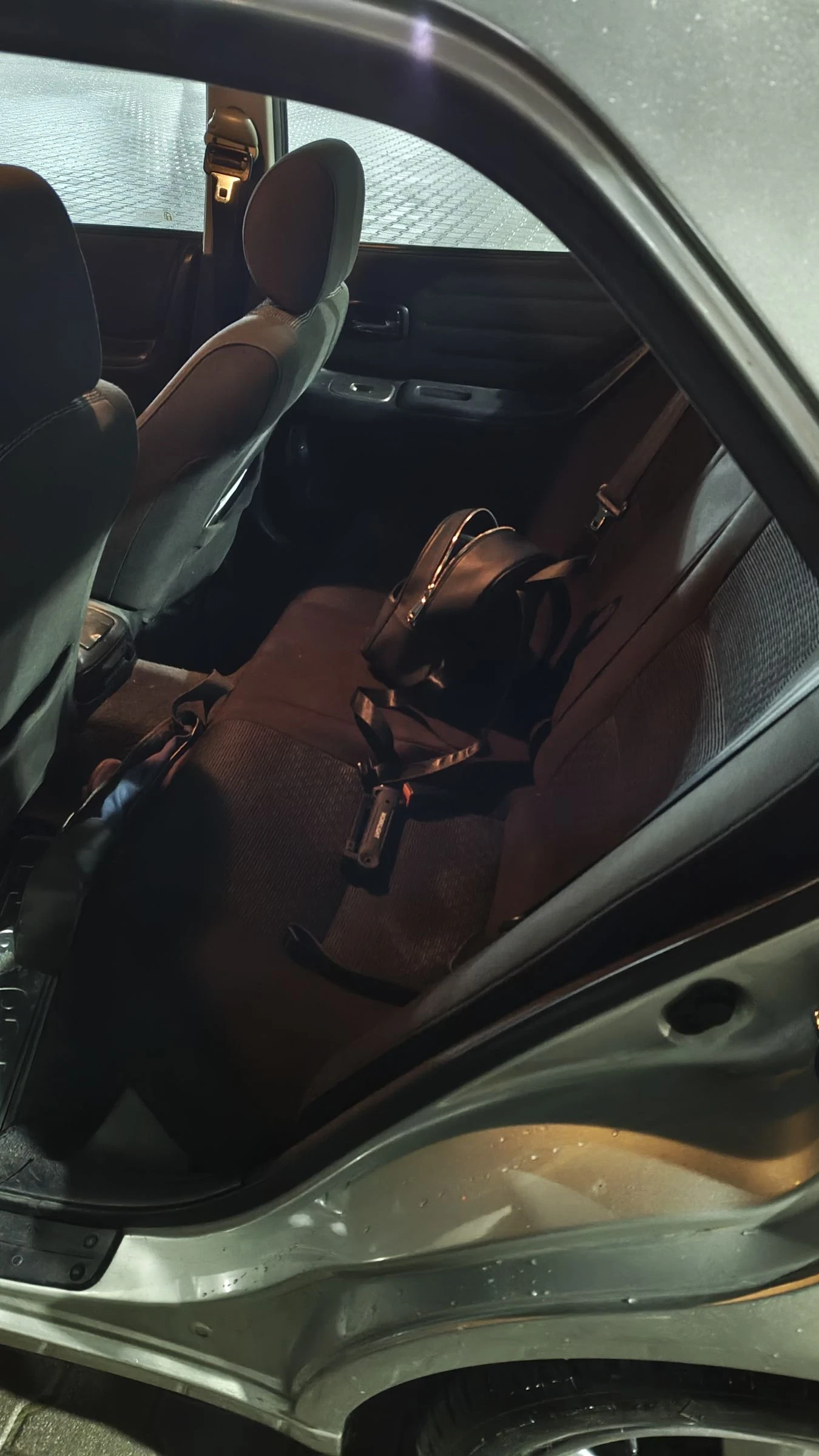 Lexus IS 200 2.0 | Mobile.bg � ����������� 8