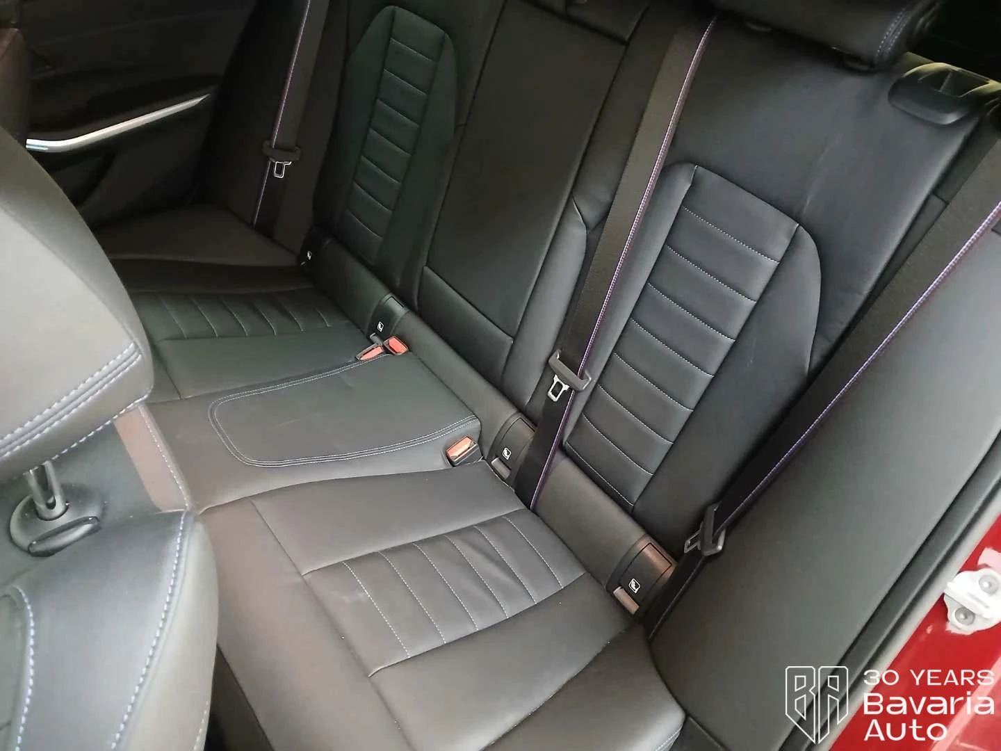 BMW 330 e Touring M Sport Paket Sportautomatic | Mobile.bg � ����������� 9