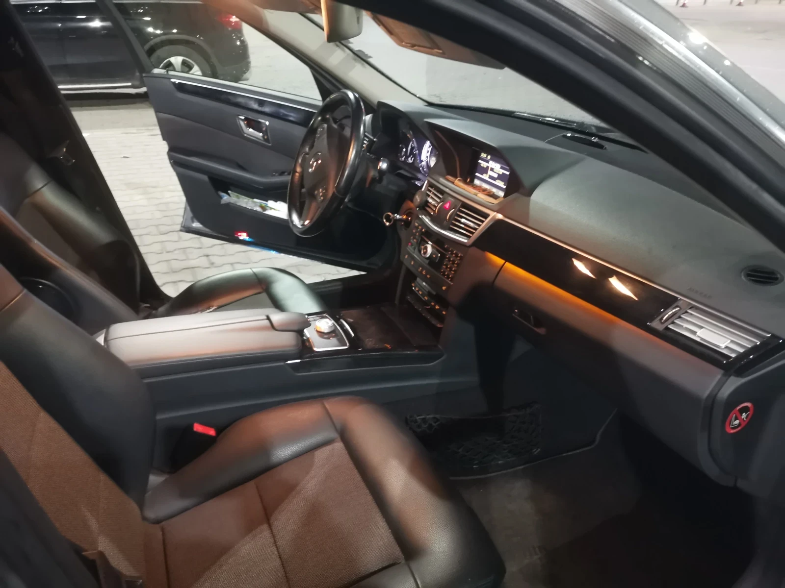 Mercedes-Benz E 220 2.2, снимка 7 - Автомобили и джипове - 54367703