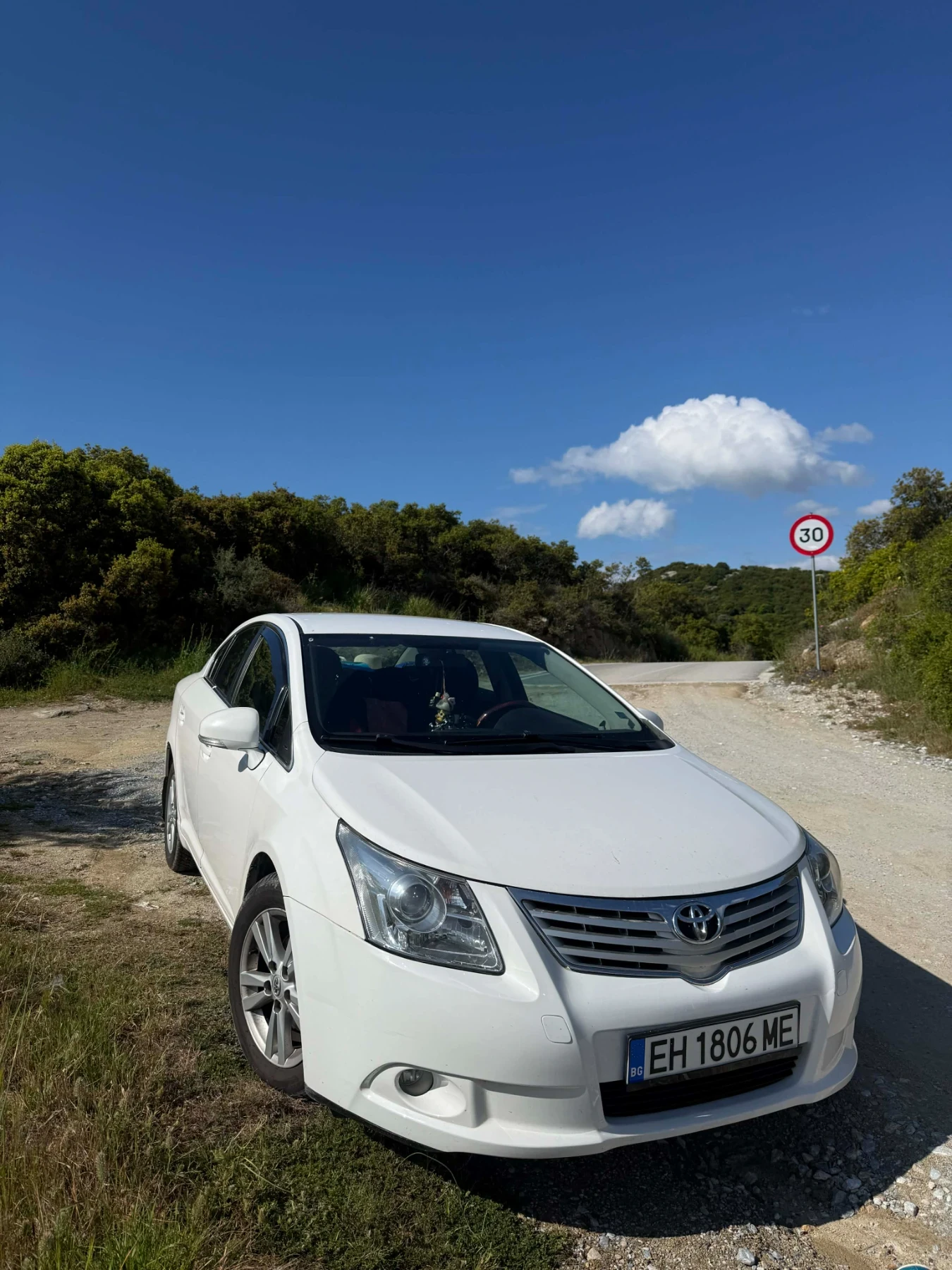 Toyota Avensis T27, снимка 3 - Автомобили и джипове - 54399458