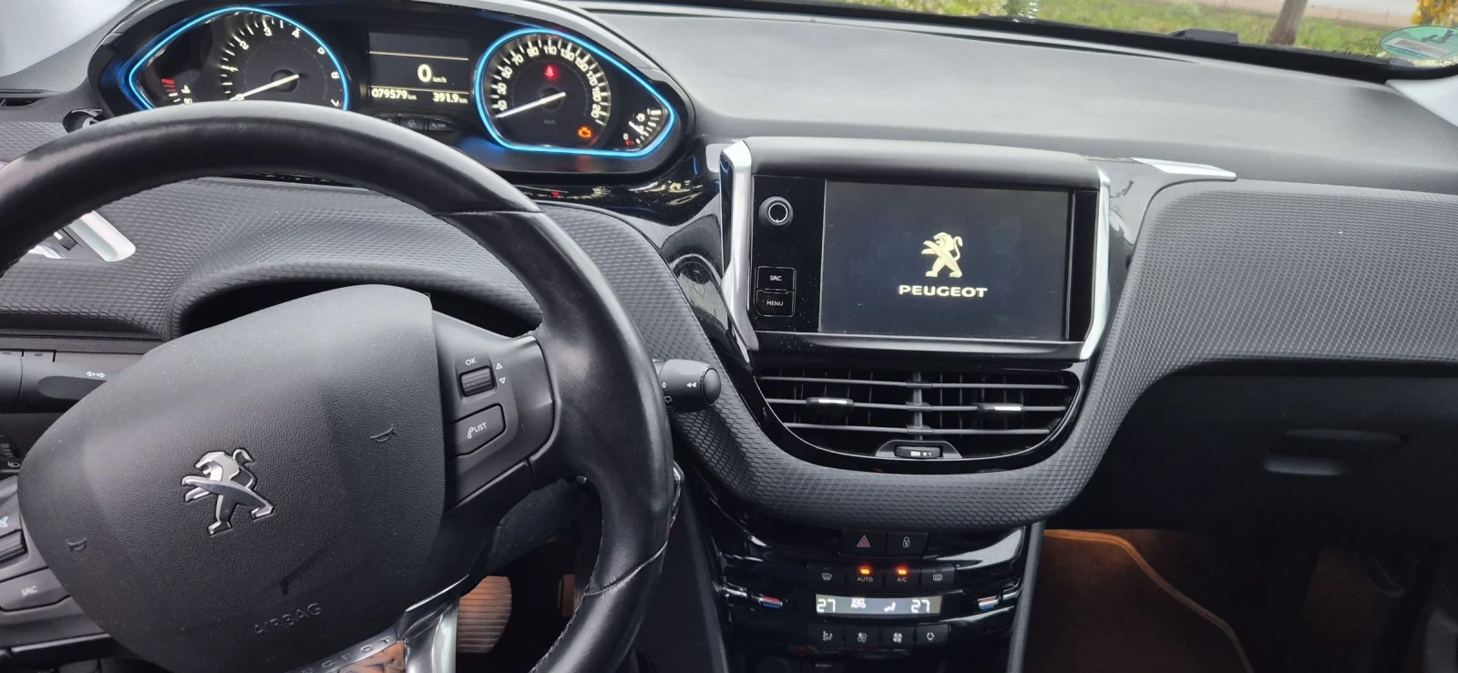 Peugeot 2008 Pure Tech , снимка 4 - Автомобили и джипове - 54444247