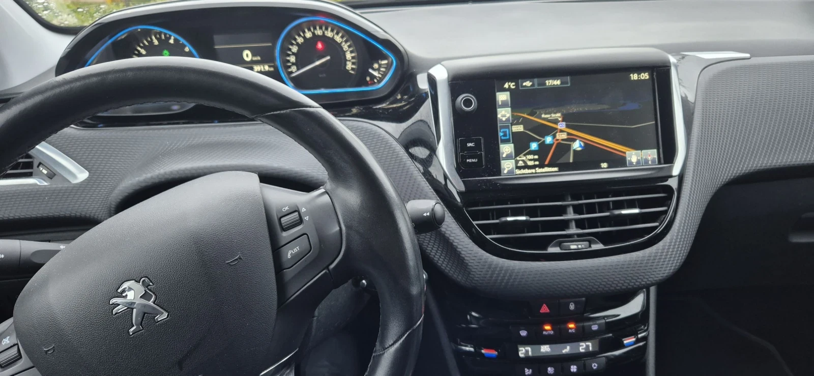 Peugeot 2008 Pure Tech , снимка 3 - Автомобили и джипове - 54444247