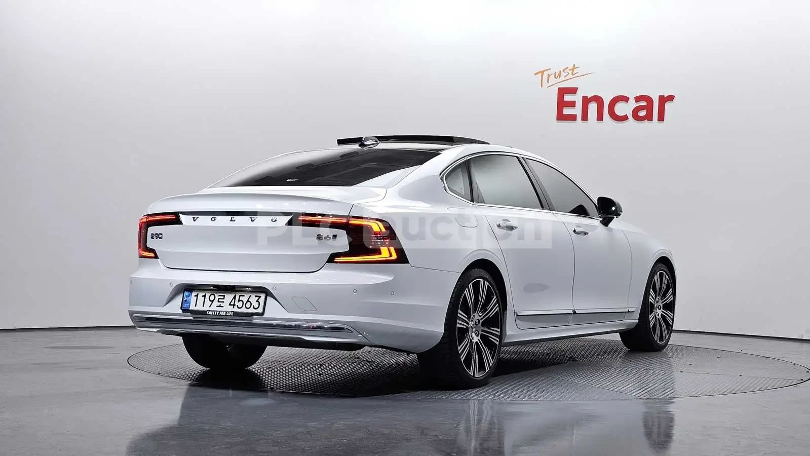 Volvo S90 * АВТОКРЕДИТ БЕЗ ПЪРВОНАЧАЛНА ВНОСКА, снимка 2 - Автомобили и джипове - 54566481