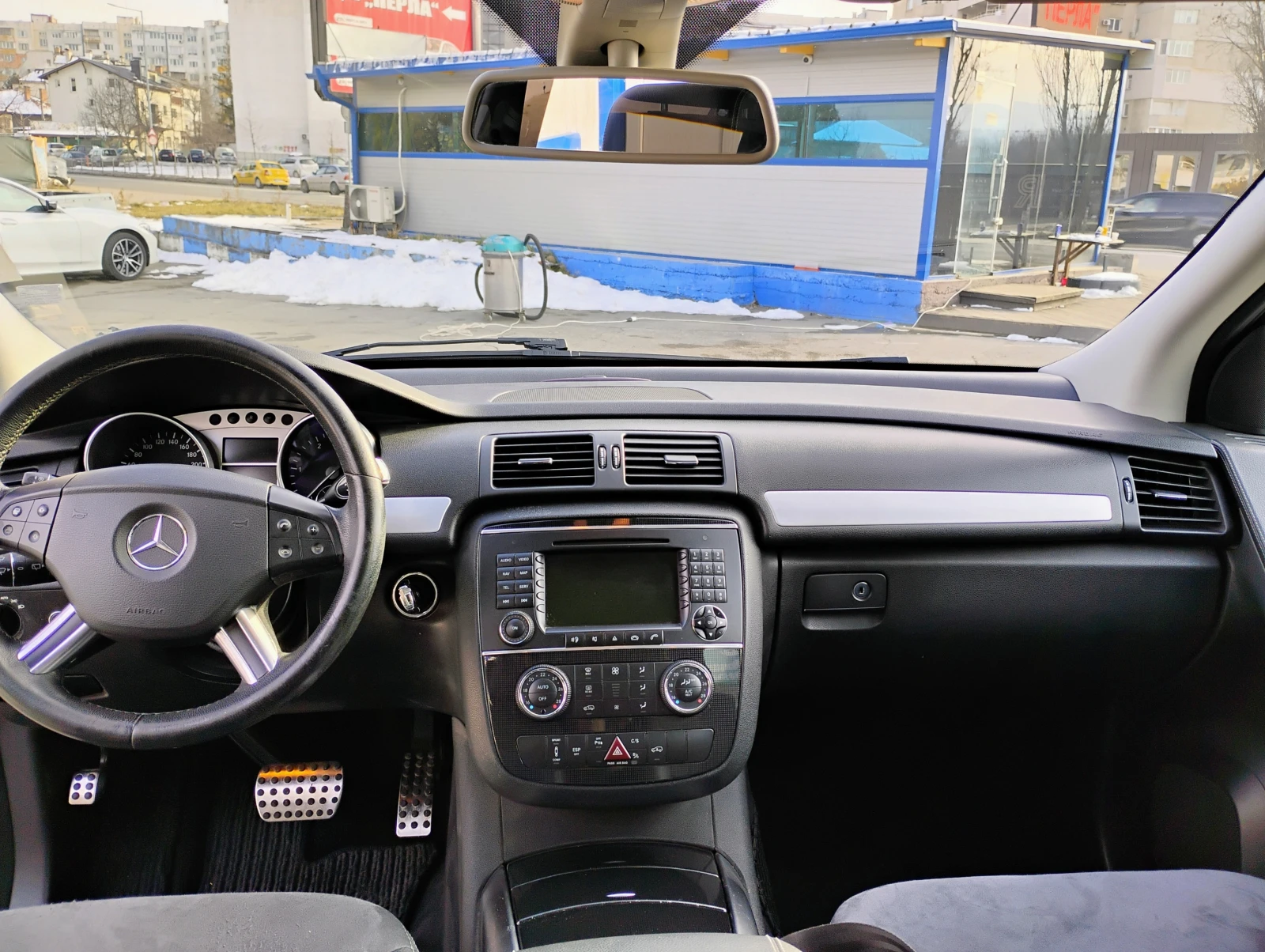 Mercedes-Benz R 320 Спорт, снимка 7 - Автомобили и джипове - 54753718