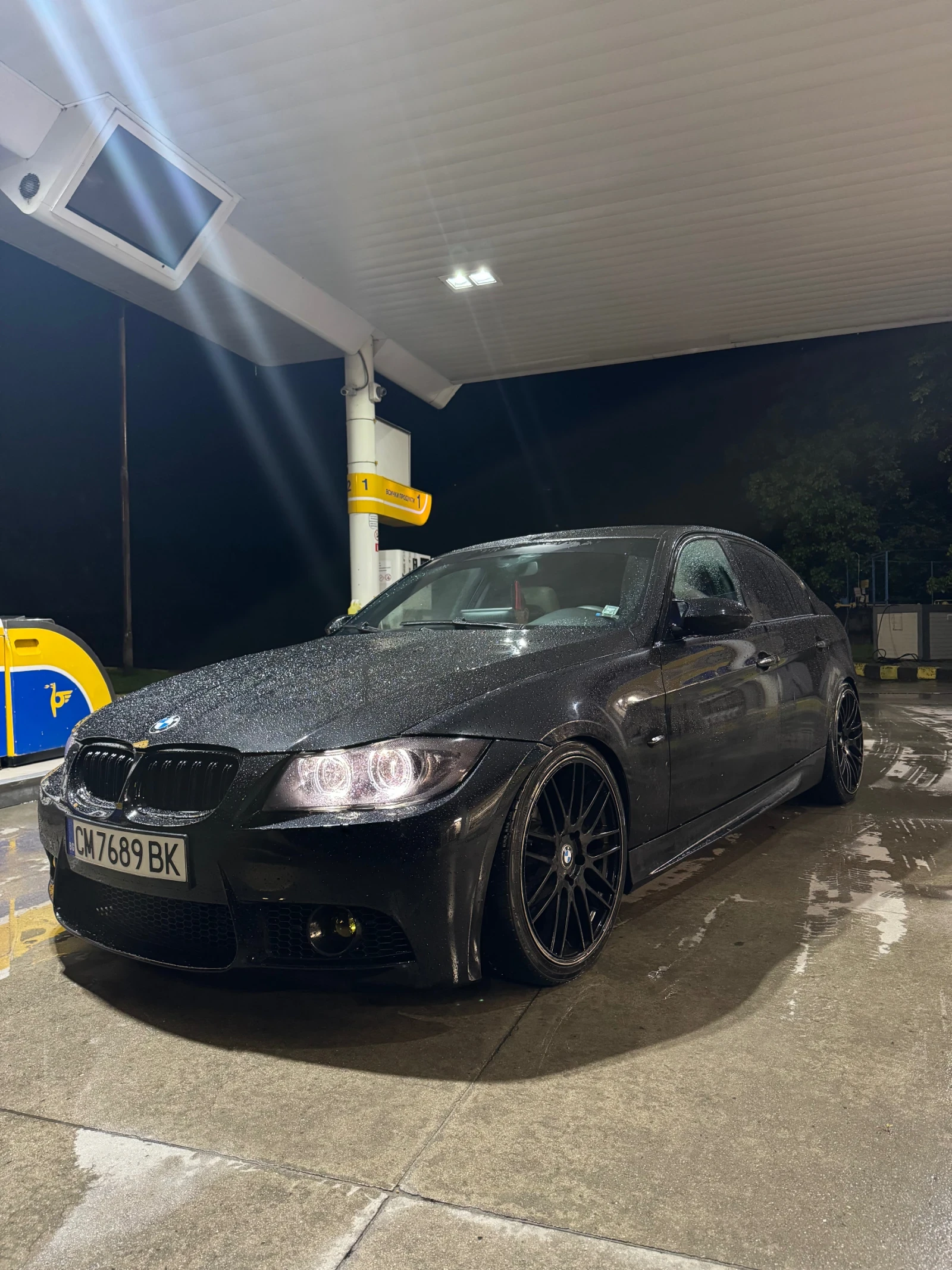 BMW 320, снимка 9 - Автомобили и джипове - 54934507