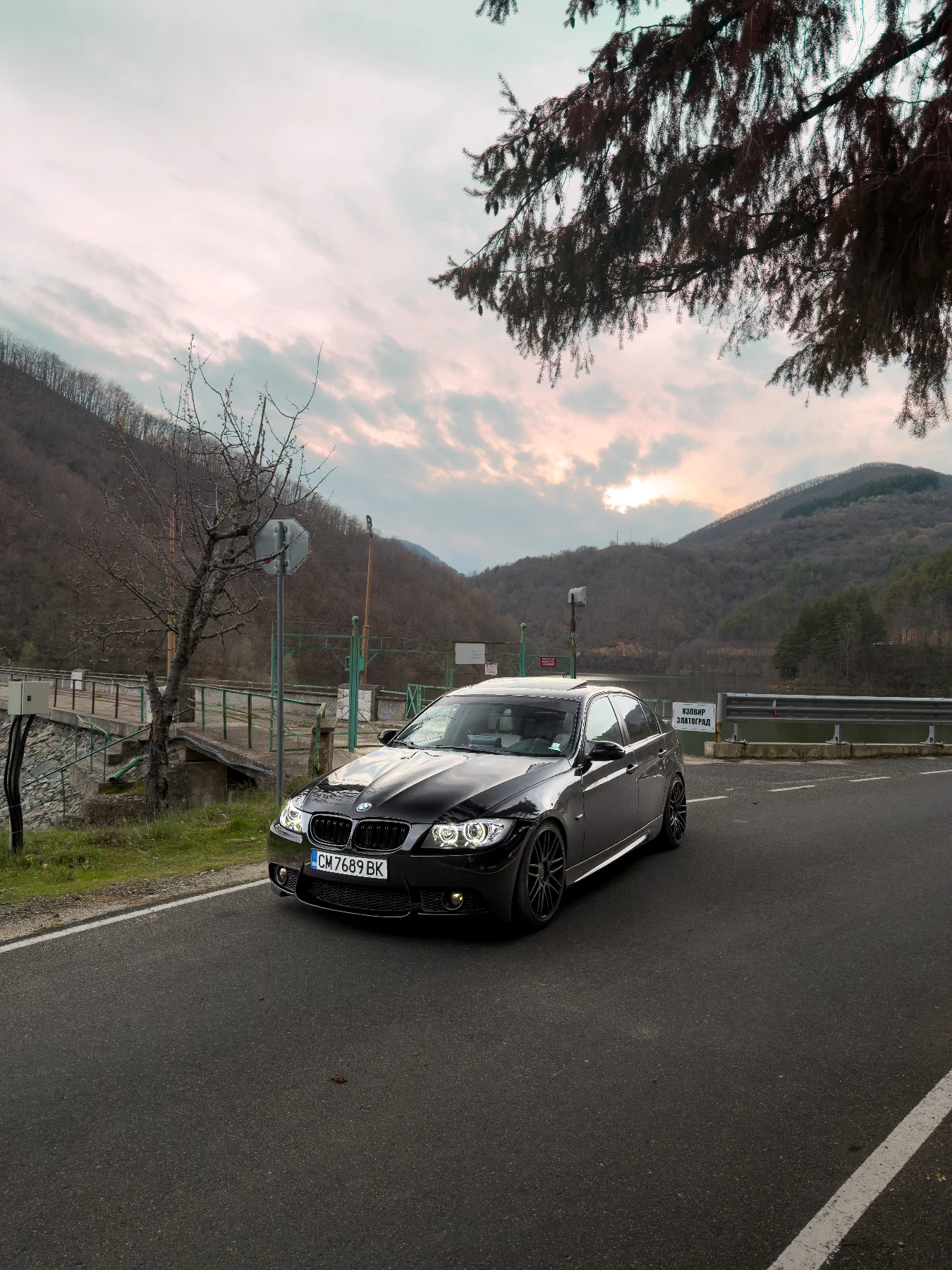 BMW 320, снимка 3 - Автомобили и джипове - 54934507