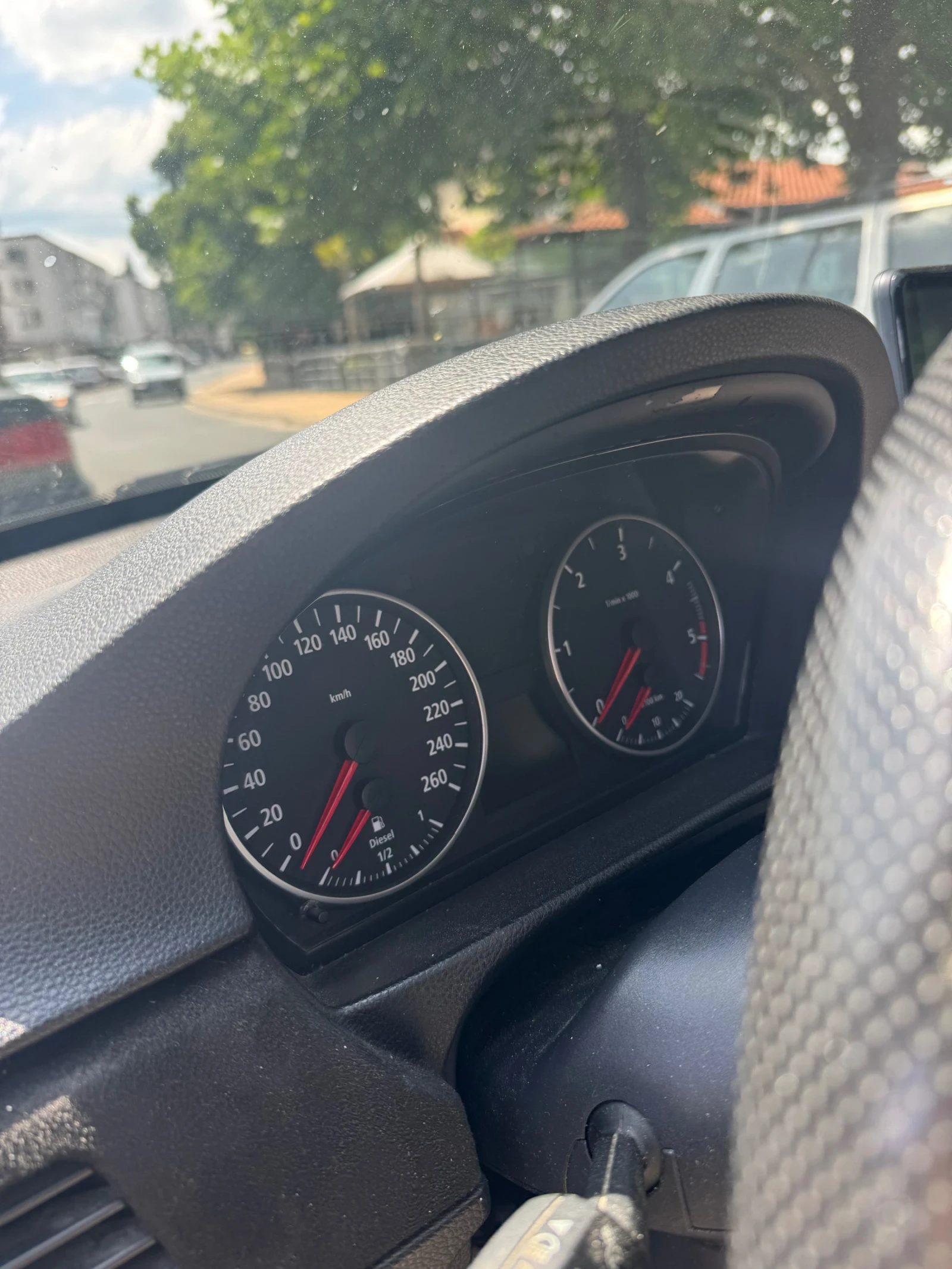BMW 320, снимка 12 - Автомобили и джипове - 54934507