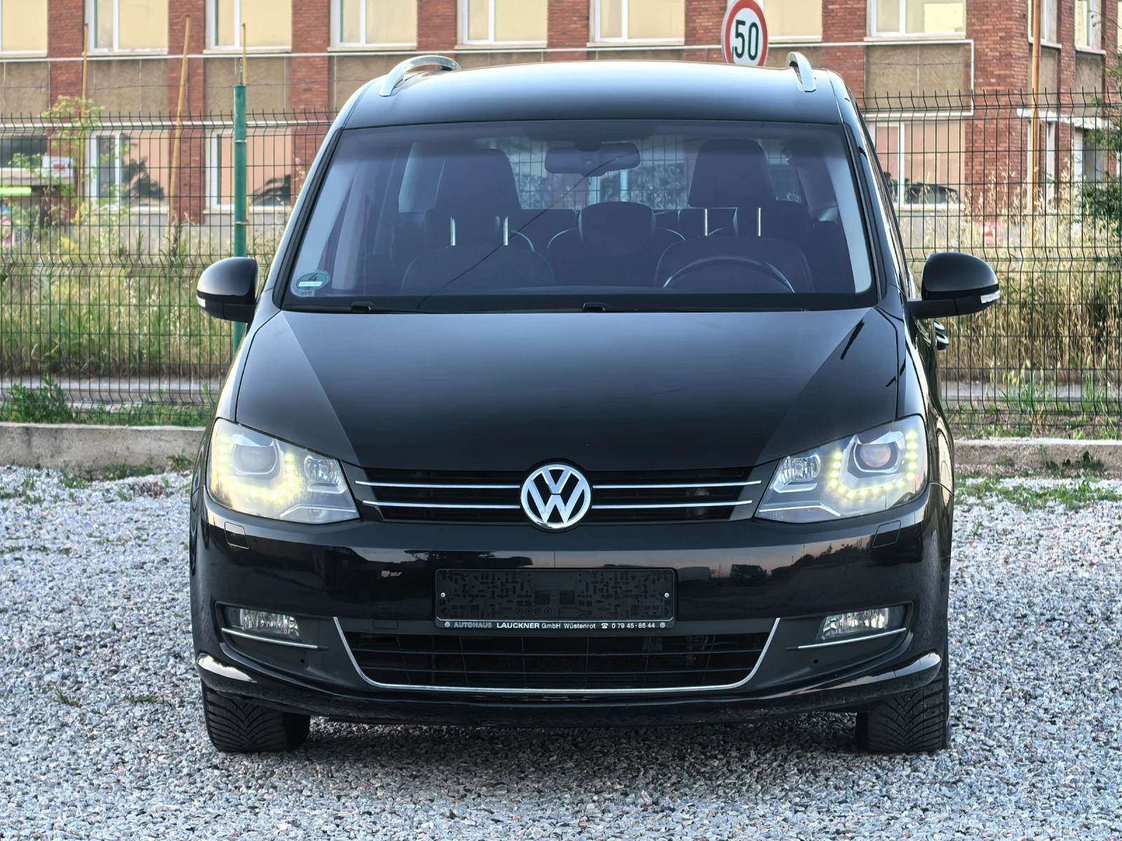 VW Sharan 2.0 TDI * 140 к.с * 7 места, снимка 2 - Автомобили и джипове - 54980430