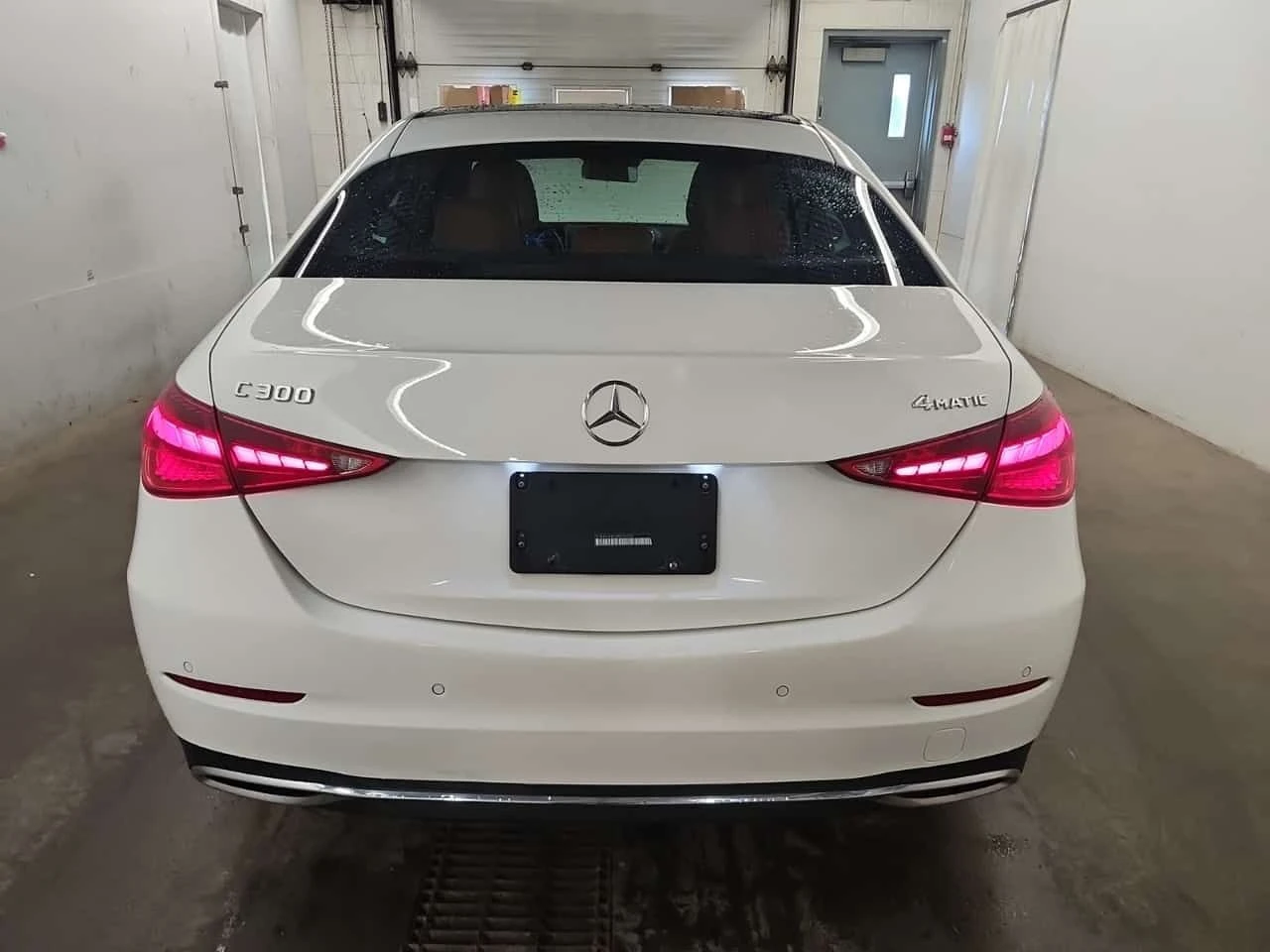 Mercedes-Benz C 300 * CARFAX * Един собственик * Без инциденти * , снимка 4 - Автомобили и джипове - 55215802