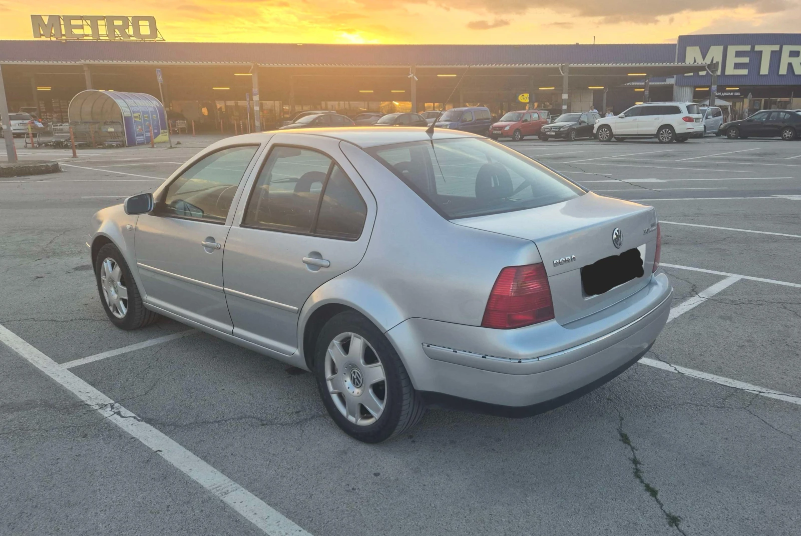 VW Bora, снимка 6 - Автомобили и джипове - 55287573