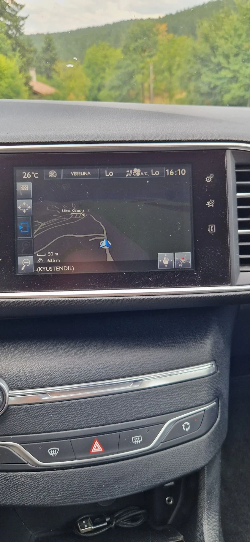 Peugeot 308 1.6HDI, снимка 8 - Автомобили и джипове - 55910047