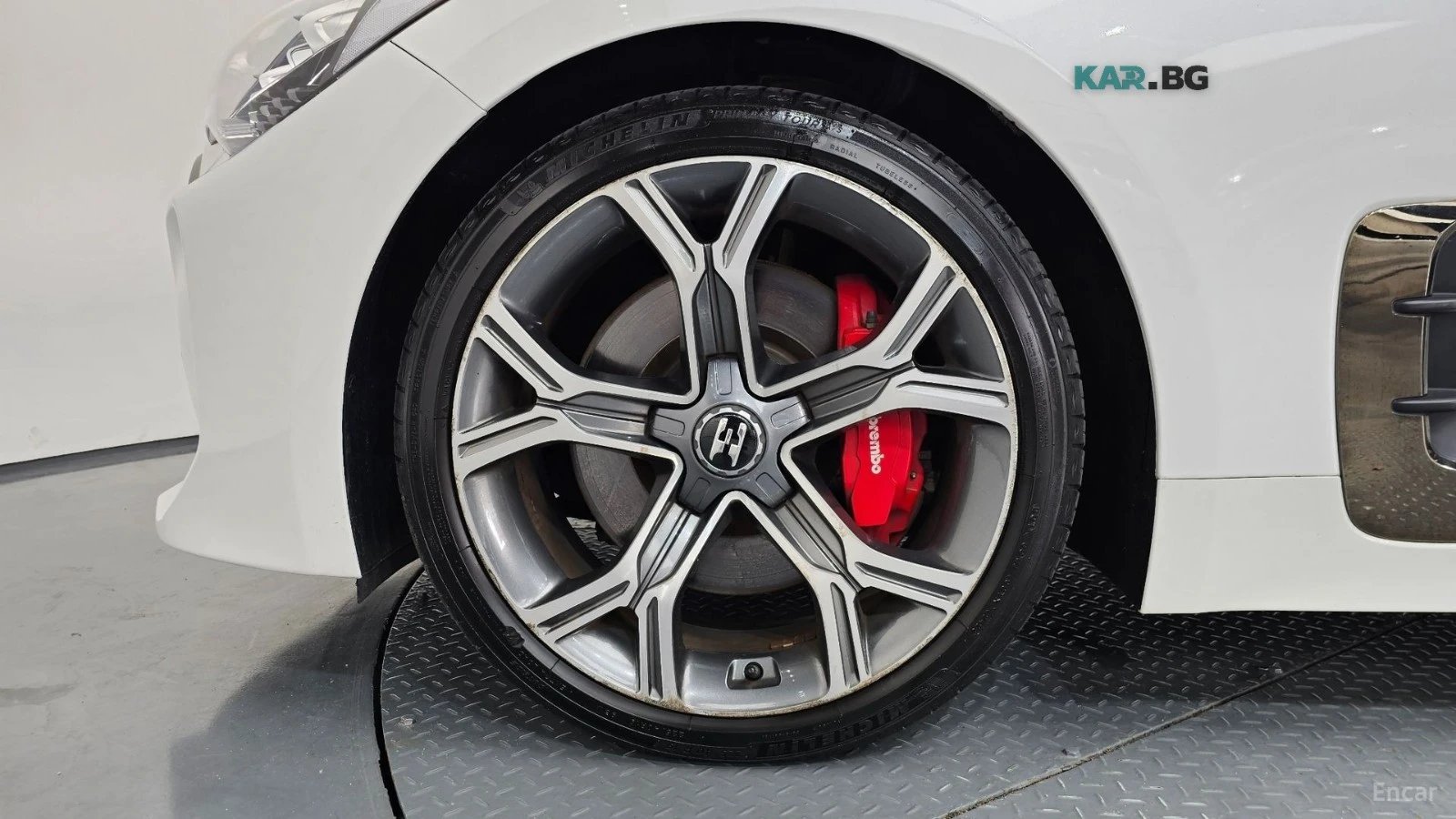 Kia Stinger 3.3 GT TURBO* ОБДУХ* 360* HUD* НАВИ* КАМЕРА , снимка 5 - Автомобили и джипове - 56047788