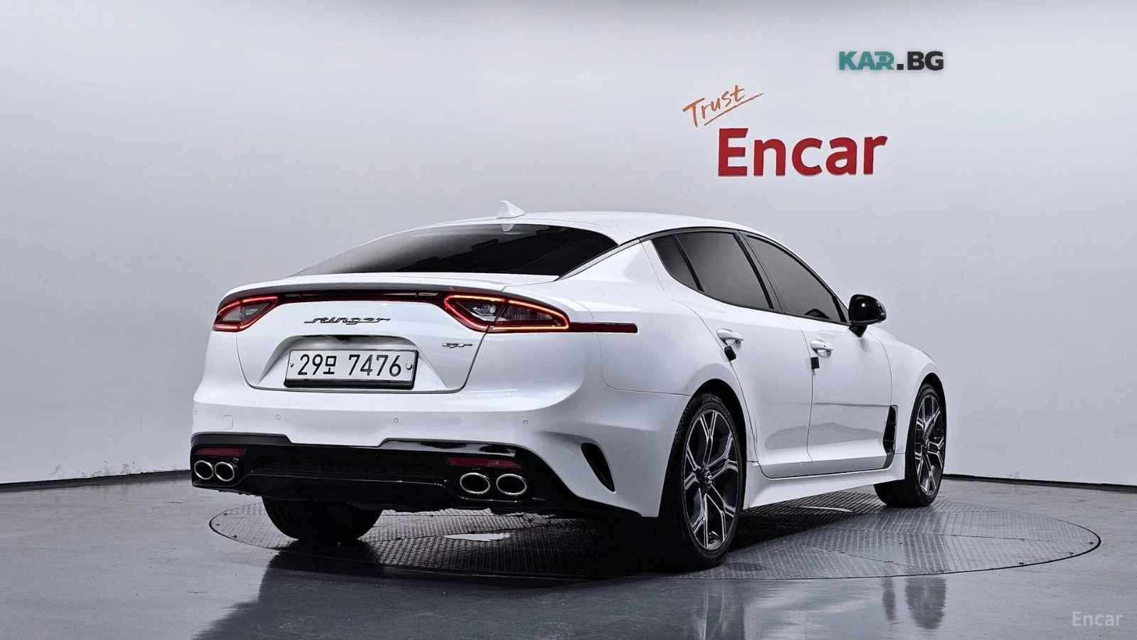 Kia Stinger 3.3 GT TURBO* ОБДУХ* 360* HUD* НАВИ* КАМЕРА , снимка 2 - Автомобили и джипове - 56047788
