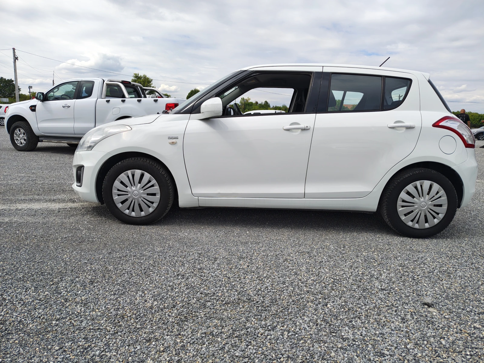 Suzuki Swift 1.3  | Mobile.bg � ����������� 4