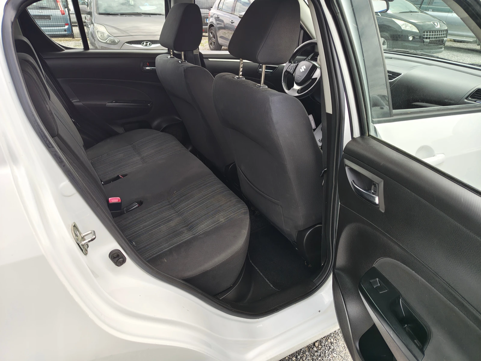 Suzuki Swift 1.3  | Mobile.bg � ����������� 11