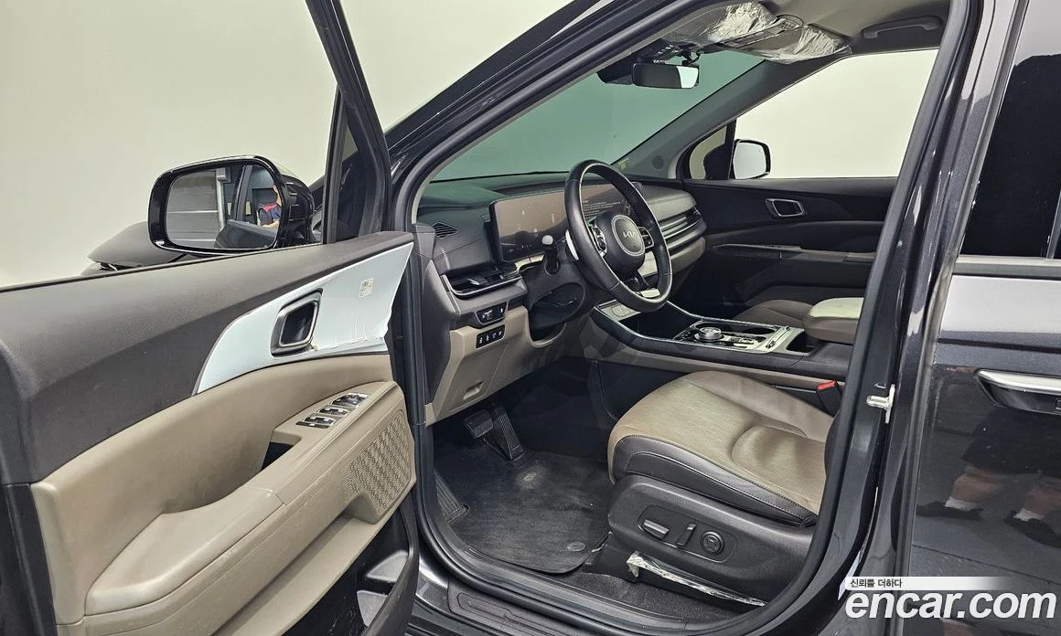 Kia Carnival Diesel 9-Seater Noblesse, снимка 10 - Автомобили и джипове - 56155327
