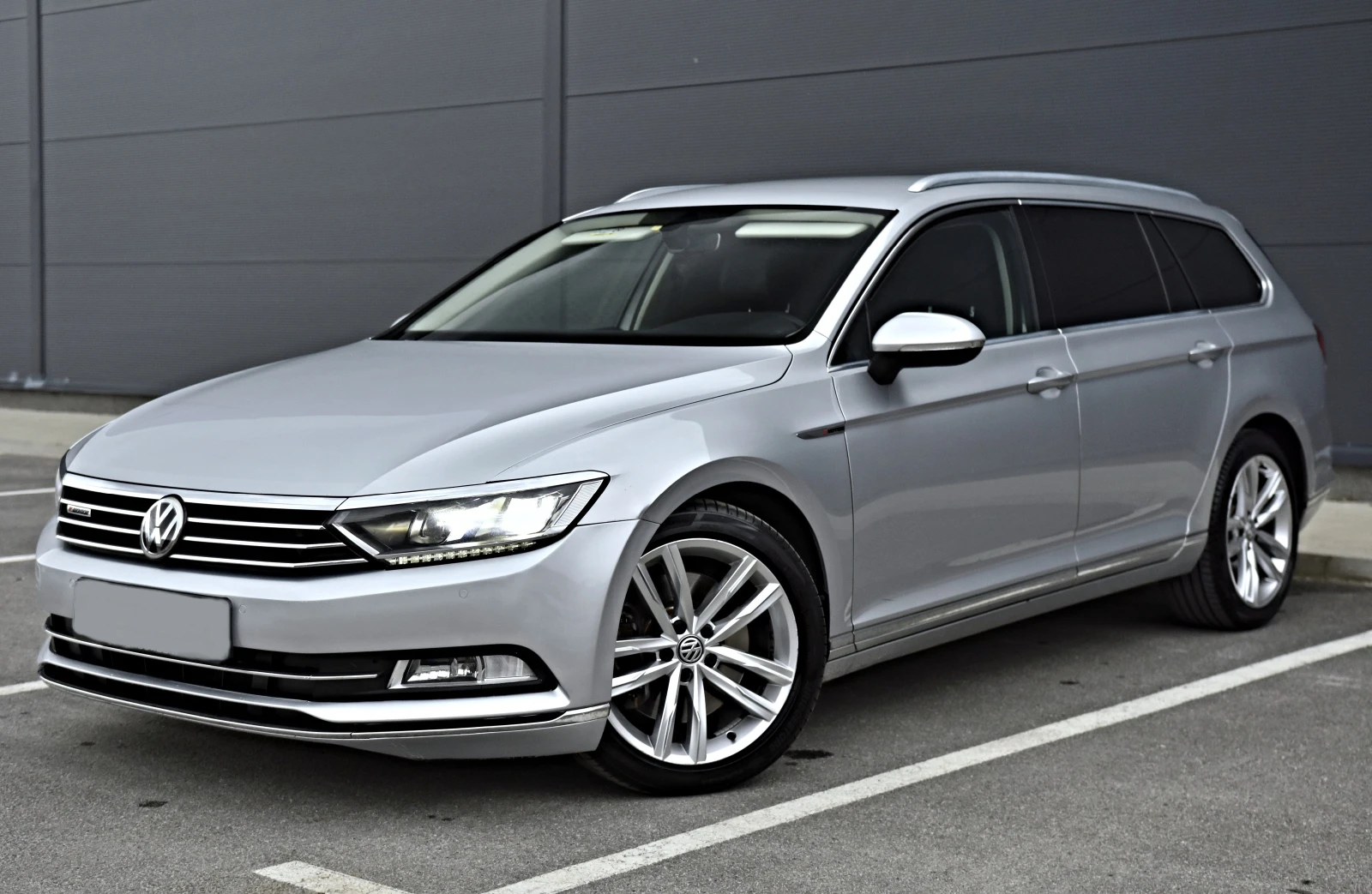 VW Passat 240hp 4 MOTION //ПОДГРЕВ/-ДИГИТАЛ/