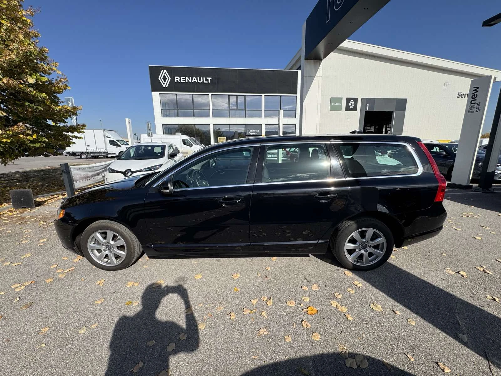 Volvo V70 D4, снимка 3 - Автомобили и джипове - 56598028