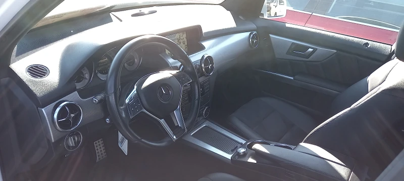 Mercedes-Benz GLK  250 4x4 AMG, снимка 16 - Автомобили и джипове - 52265642