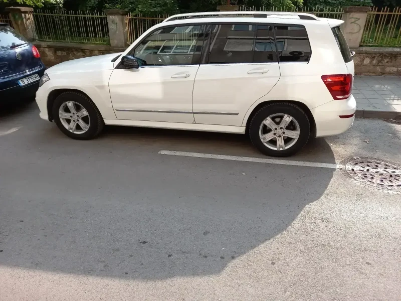 Mercedes-Benz GLK  250 4x4 AMG, снимка 2 - Автомобили и джипове - 52265642