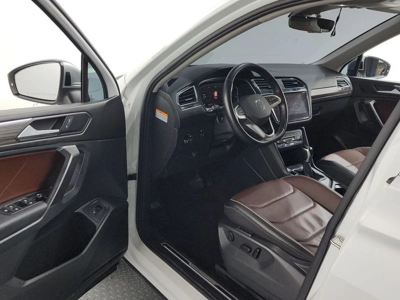 VW Tiguan 2.0 TSI Prestige| 150к.с.| ВКЛ.ТЕХНОТЕСТ, снимка 10 - Автомобили и джипове - 55119059