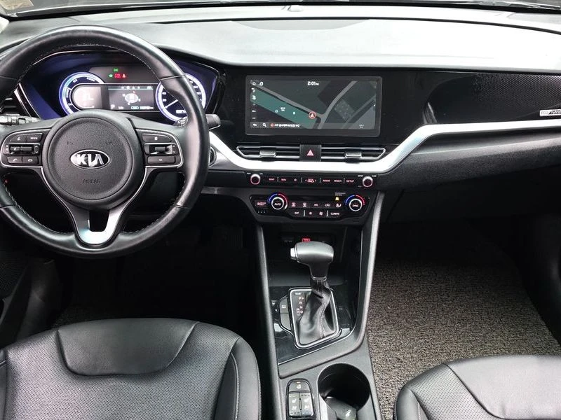 Kia Niro 1.6 Automatic, снимка 7 - Автомобили и джипове - 55880512