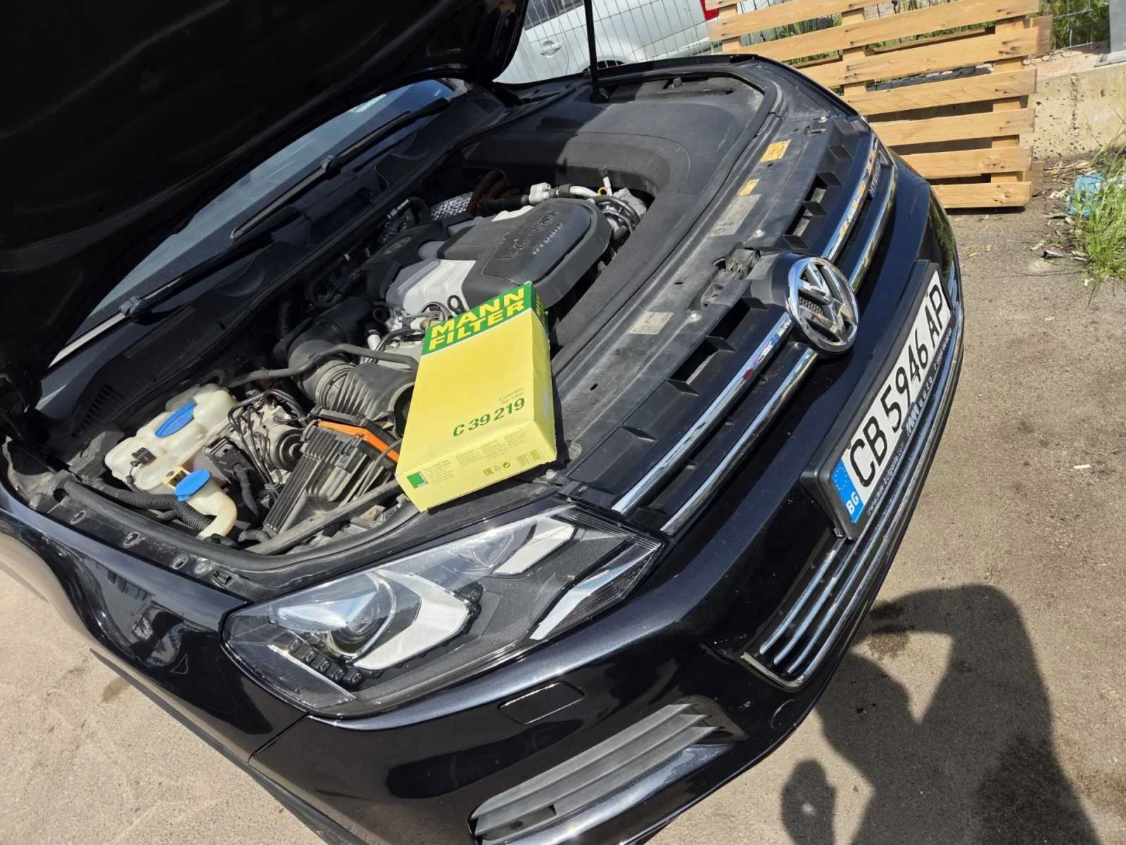 VW Touareg 3.0i V6 hibrid - изображение 10