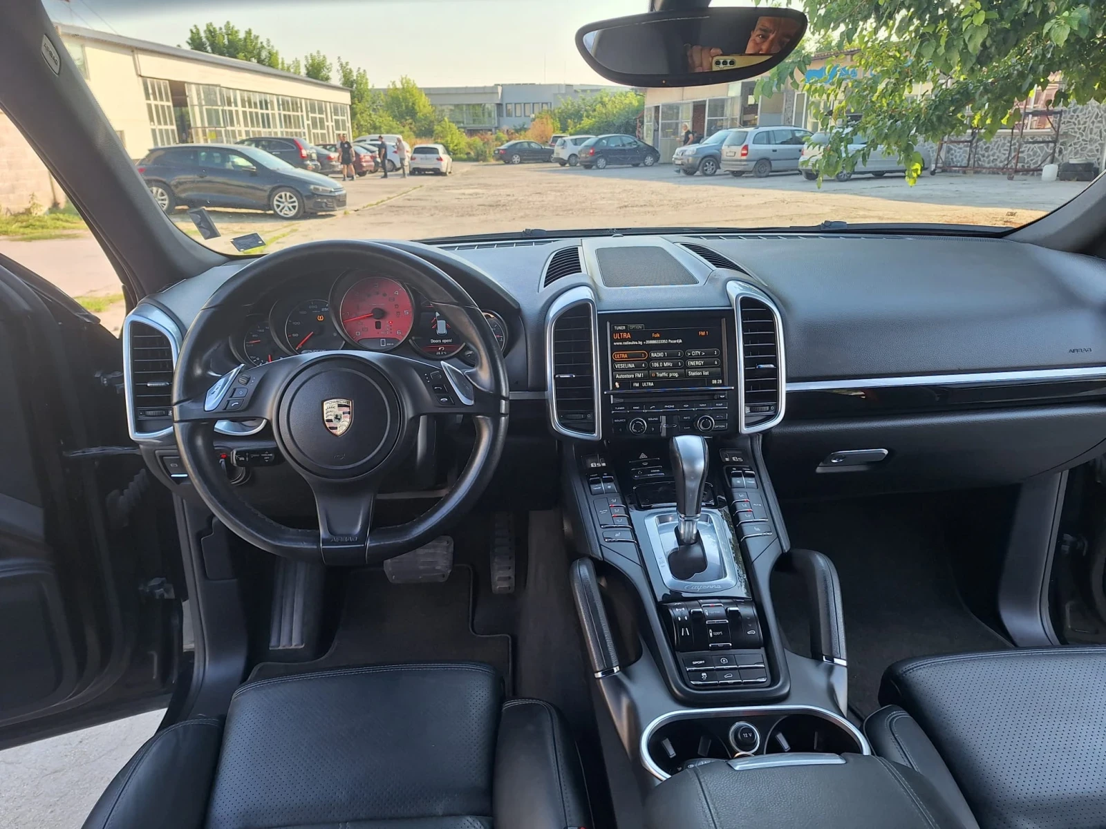 Porsche Cayenne * 3.0d/GTS/Нави/Дистроник/Кожа/Камера/Кейлес Го*  - изображение 9
