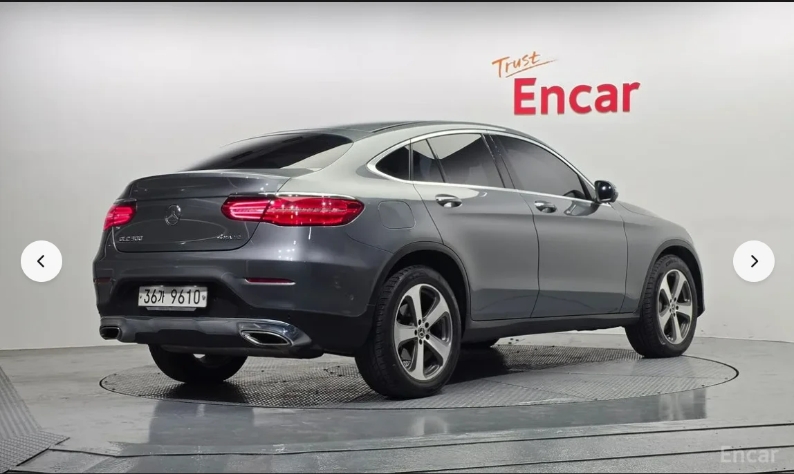 Mercedes-Benz GLC 300 COUPE 4MATIC* CARBON* 360 CAM* ПОДГРЕВ* KEYLESS* , снимка 3 - Автомобили и джипове - 53819865