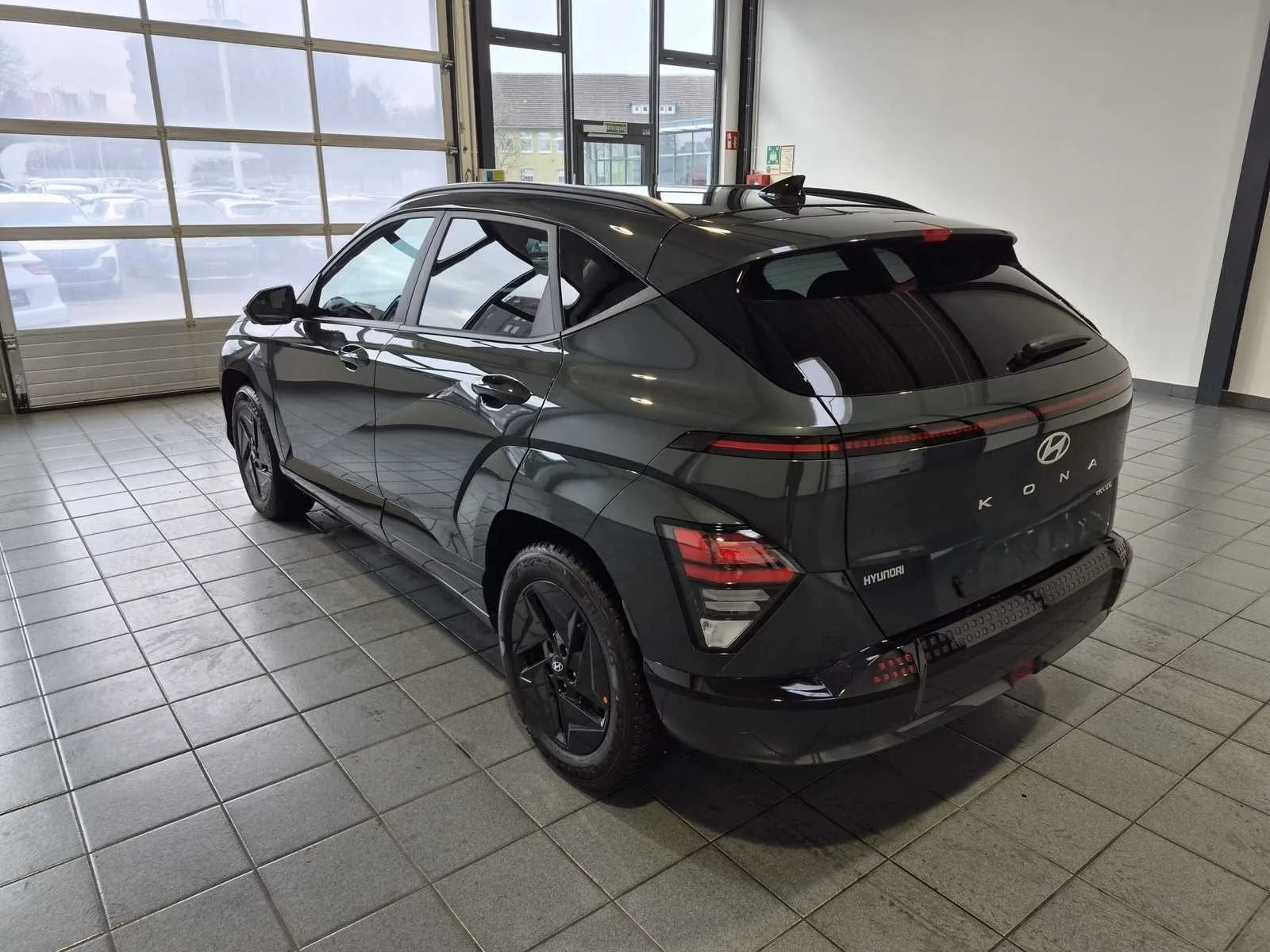 Hyundai Kona Trend Elektro, снимка 3 - Автомобили и джипове - 54145178