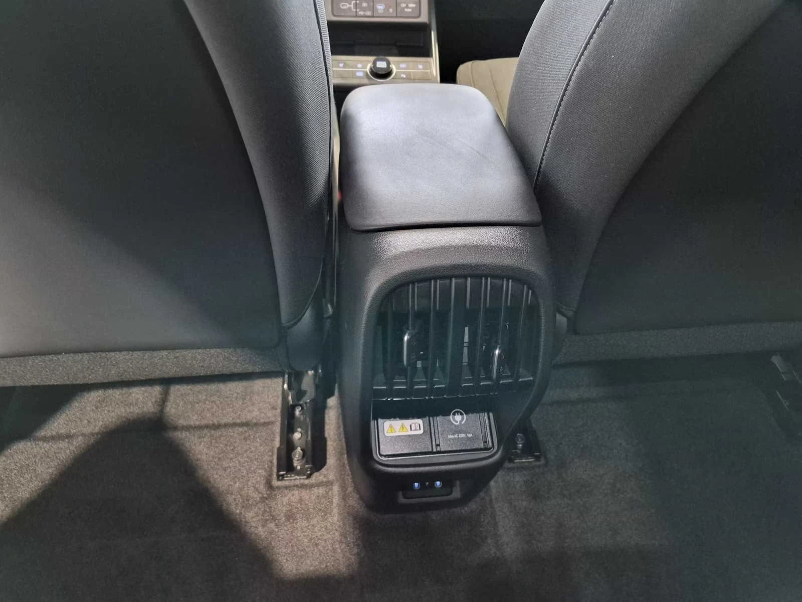 Hyundai Kona Trend Elektro, снимка 13 - Автомобили и джипове - 54145178