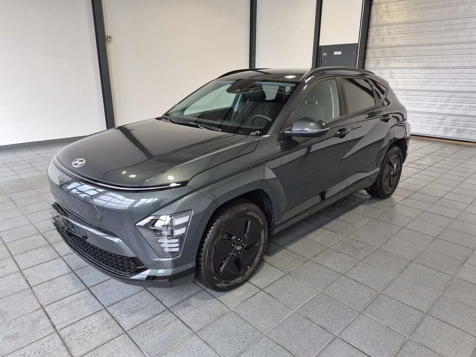 Hyundai Kona Trend Elektro, снимка 2 - Автомобили и джипове - 54145178